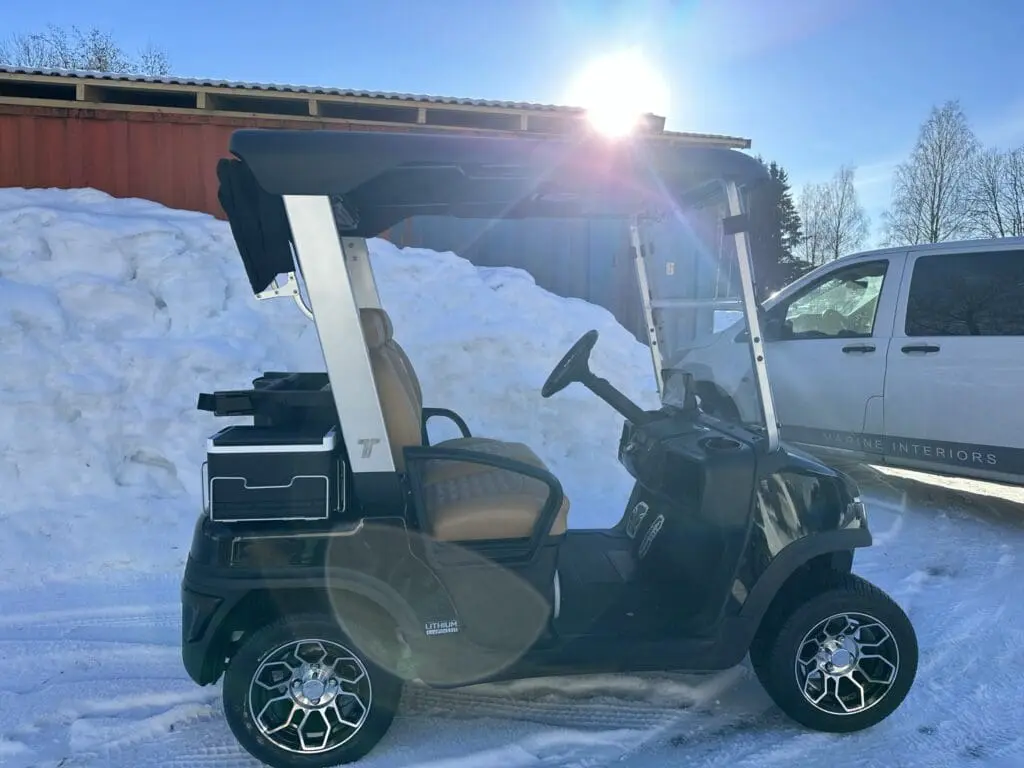 F5D4B15F-09F8-487C-86B5-A2BE85693317